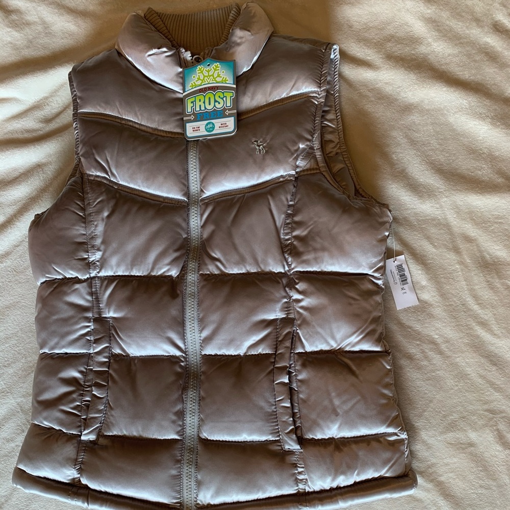Girls Puffy Silver Vest